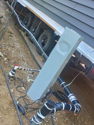 RV drain & water pipes Heat Trace using Canstal’s Self regulating heat trace cable with GFI power cord.