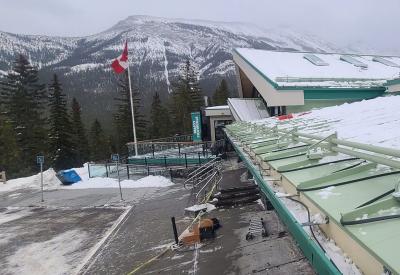 famous site (resort) in Canada (Banff Gondola), Canstal’s team engineered & installed a snow melting- Heat trace system for Banff Gondola building.
