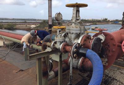 Asphalt pipe heat trace system install for a project in Colombia South America.