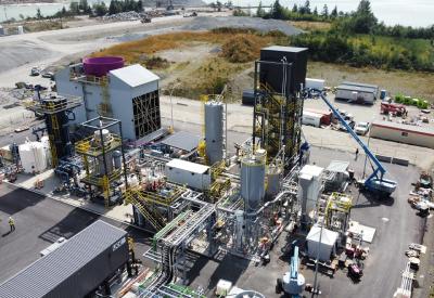 oil and gas refineries_ pipes heat trace Fort MacMurray Alberta Canada